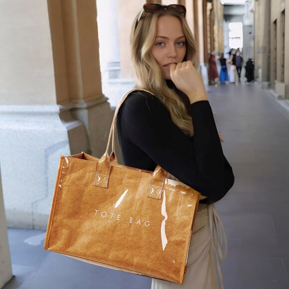 Spacious Puffer Tote for Daily Use Elegant Women’s Handbag with Zipper Closure - Picture 5 of 7